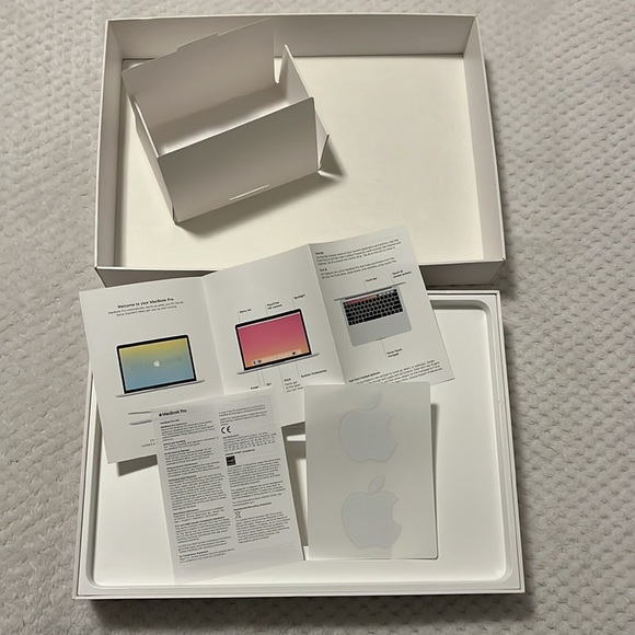 EMPTY BOX for Apple MacBook Pro 13-Inch Model No. A1989 - Picture 12 of 12